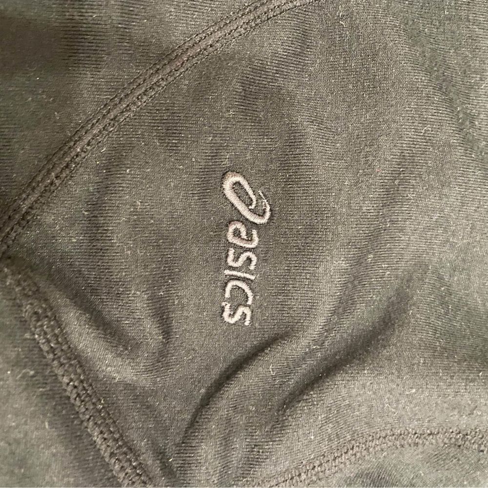 Black ASICS pullover Women's - Picture 2 of 4